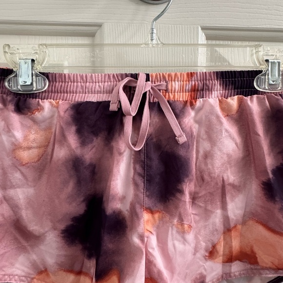 Old Navy Pink and Purple Activewear set- shorts/leggings small and bra XS - Picture 8 of 16